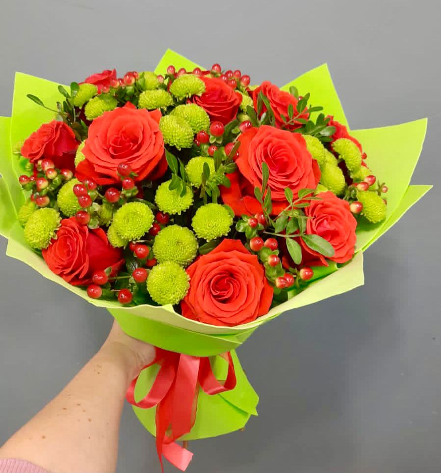 Букет цветов из: Хризантемы и Розы в Тымовское