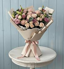 Букет цветов из:  Розы и Лизиантусы в Тымовское