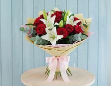 Букет цветов из:  Лилии и Розы #REPLACE_PRED# Тымовское