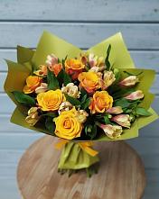 Букет цветов из:  Альстромерии и Розы в Тымовское
