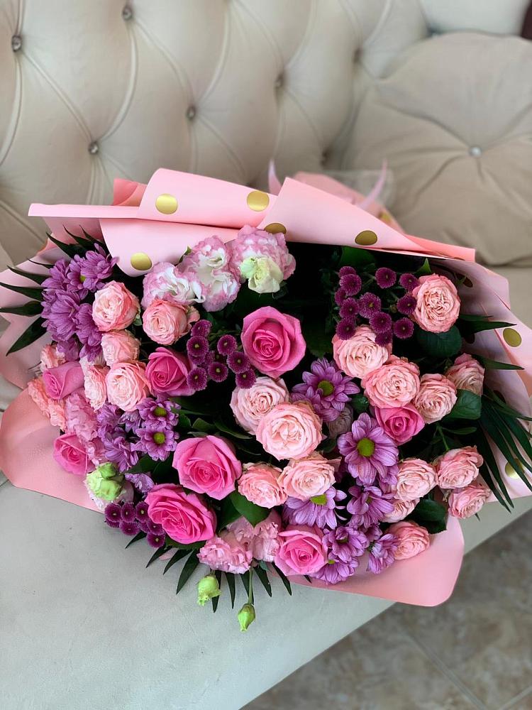 Букет цветов из: Хризантемы, Розы и Лизиантусы в Тымовское