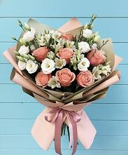 Букет цветов из:  Розы, Альстромерии и Лизиантусы в Тымовское