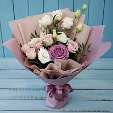 Букет цветов из:  Розы и Лизиантусы в Тымовское
