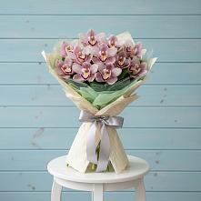 Букет цветов из:  Орхидеи и Розы в Тымовское