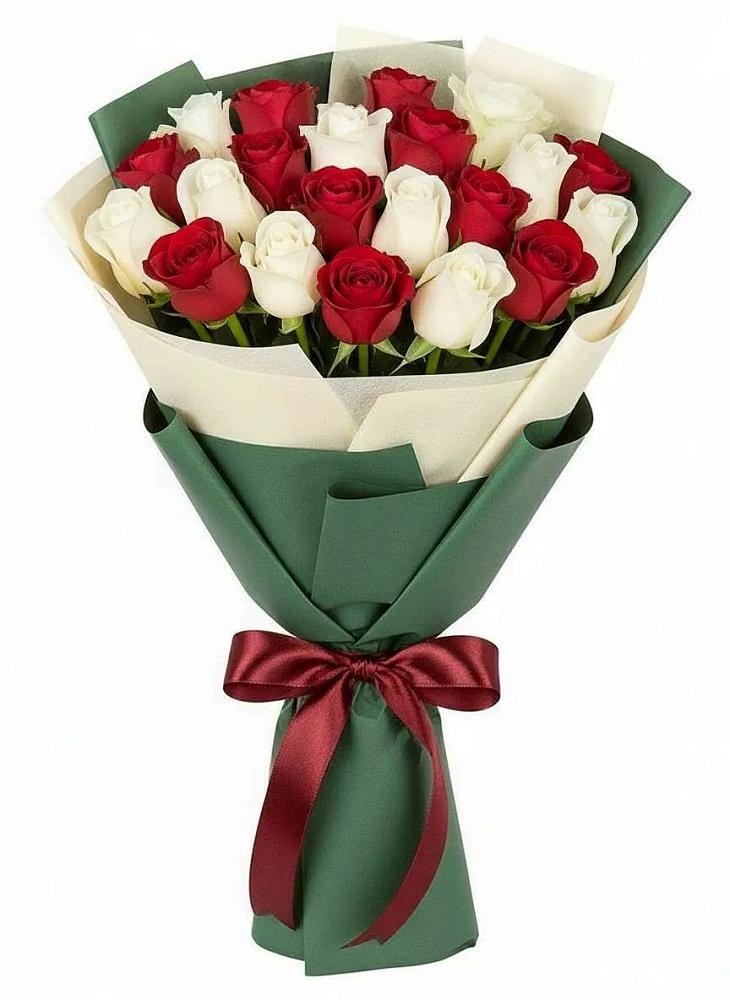 Букет Микс из красных и белых роз в Тымовское