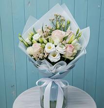 Букет цветов из:  Розы и Лизиантусы в Тымовское