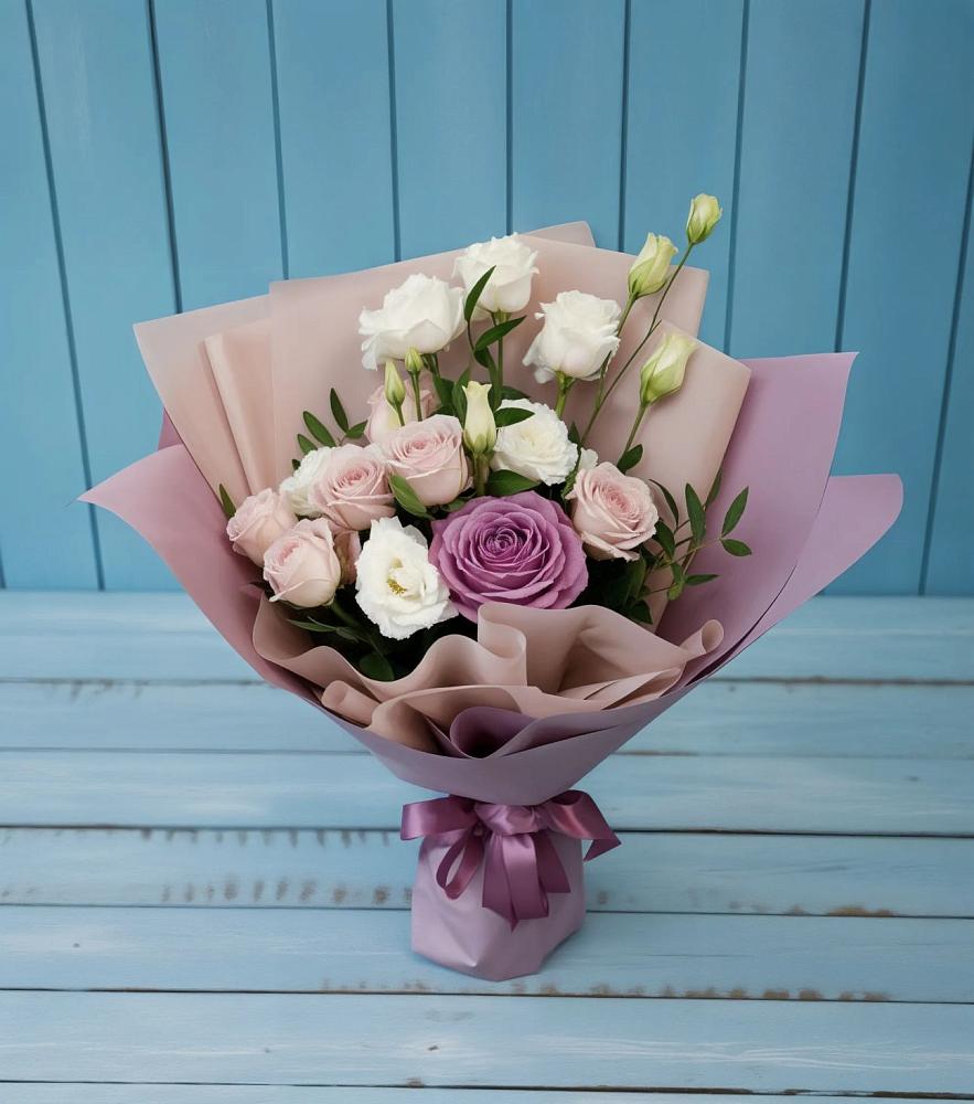 Букет цветов из: Розы и Лизиантусы в Тымовское